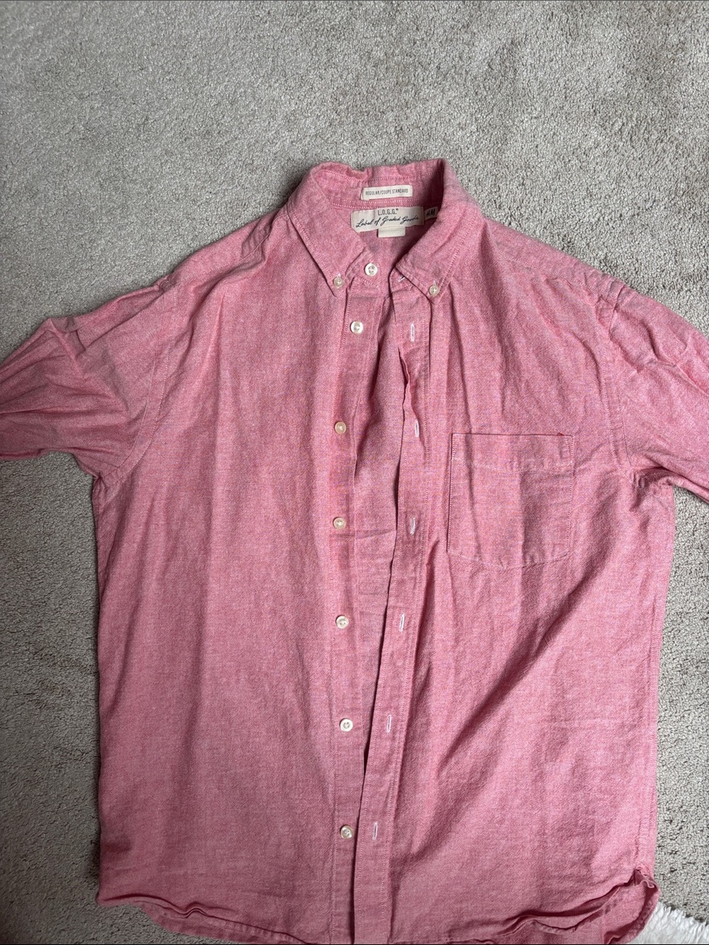 H&M Men’s Short-Sleeve Button-Down Shirt in Heather Pink